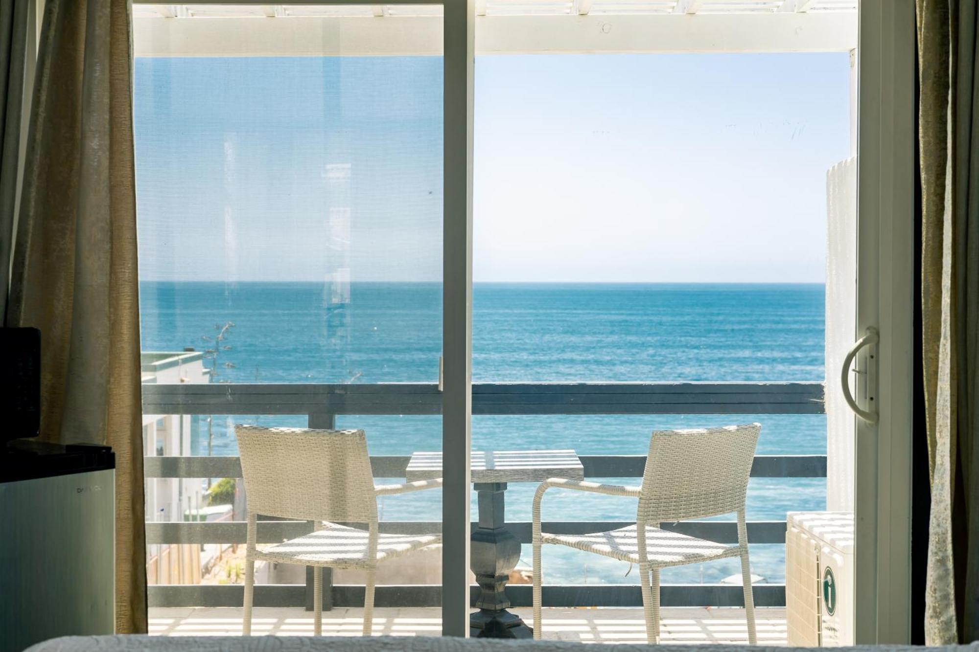 Laguna Cove Hotel 라구나 비치 외부 사진
